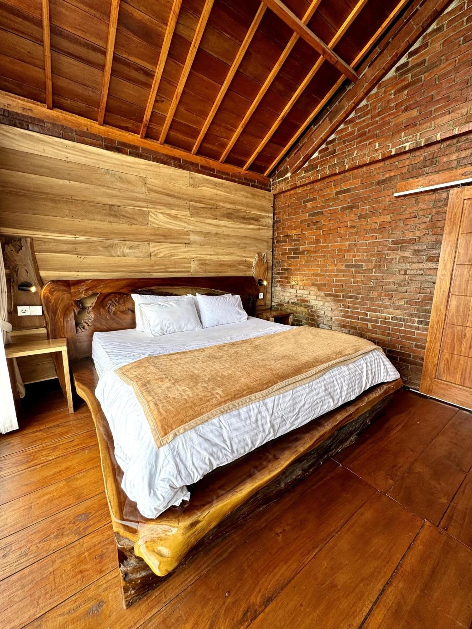 Jolotundo Lodge Banjarnegara Exterior photo